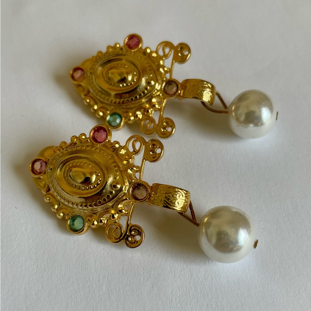 Vintage Don Lin Goldtone Clip Earrings With Faux Pearl Drop And Rhinestones